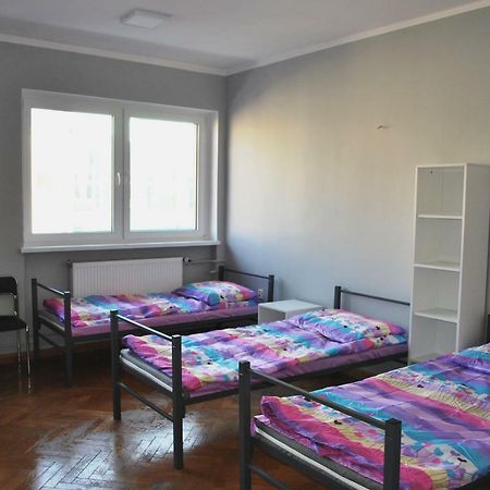 Hostel Pod Topolami Зелена Гура Екстер'єр фото