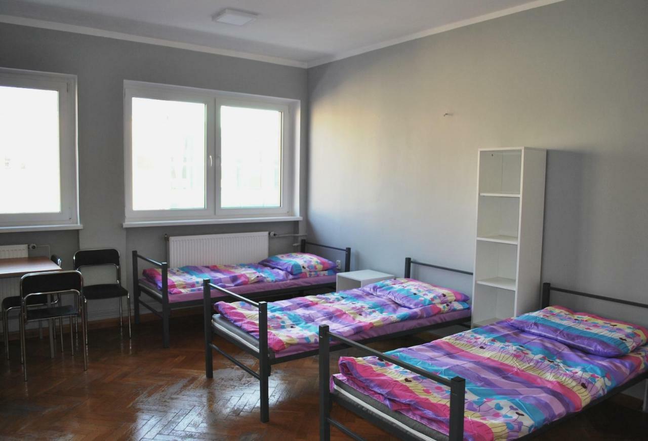 Hostel Pod Topolami Зелена Гура Екстер'єр фото